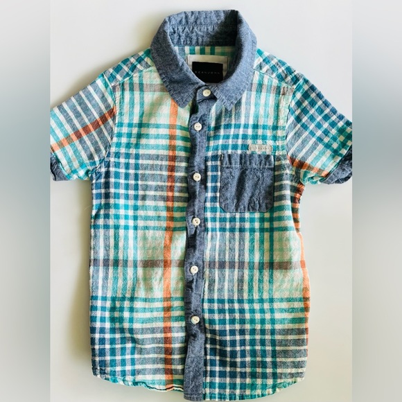 SEAN JOHN KIDS SHORT SLEEVE BUTTON UP SHIRT—PLAID—SIZE SMALL-FITS BOYS 5/6- CUTE - Picture 7 of 9